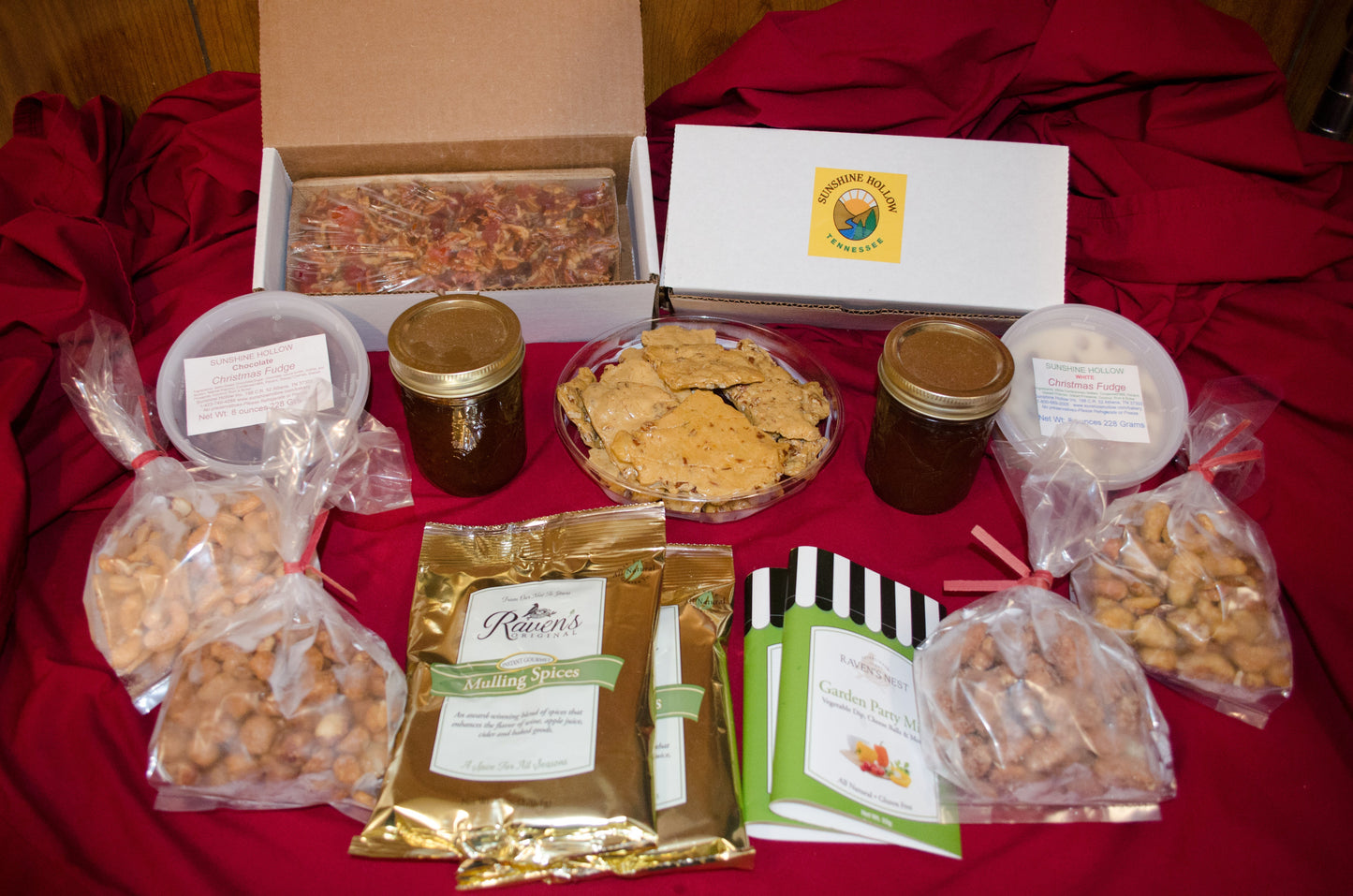 Sunshine Hollow Supreme Gift Box